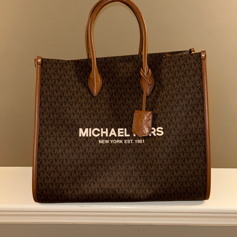 Michael Kors Large Mirella Logo Tote Bag